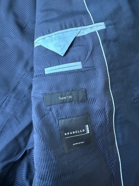 Hugo Boss Jacken: SARTORIA HUGO BOSS GIACCA  NUOVA – Gebraucht aus Davesco-Soragno von kappas 2