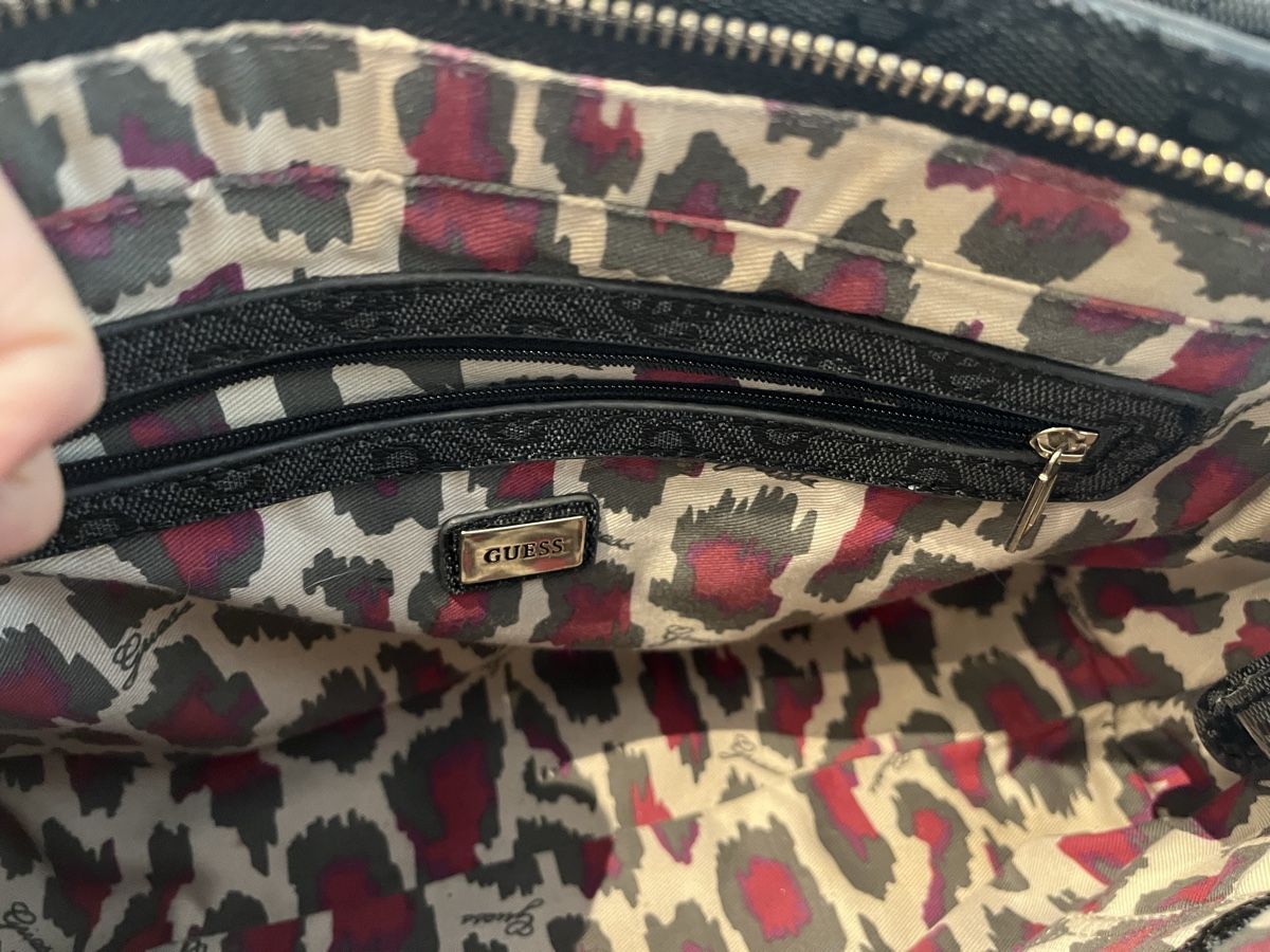 Guess Borse da donna: Guess Tasche – Usato da Turgi venduto da SvetlaM 3