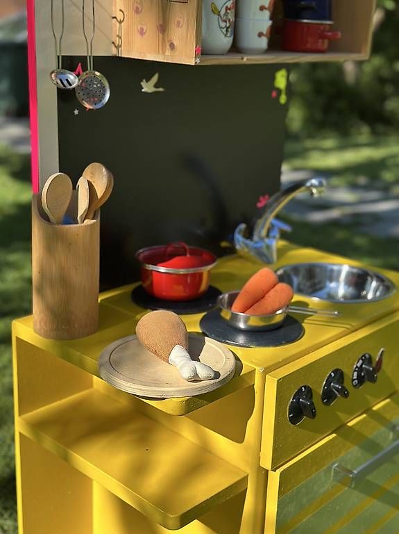 Spielzeuge: Tolle Kinderküche – Gebraucht aus zürich von majasimone 4