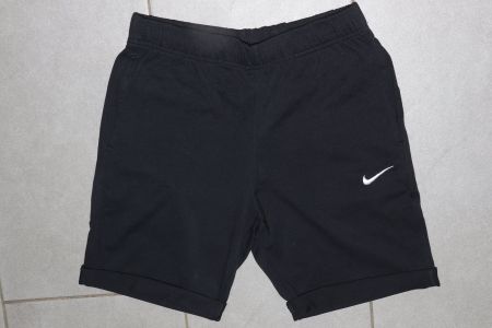 Nike leichte Herrenshorts Gr.S neu