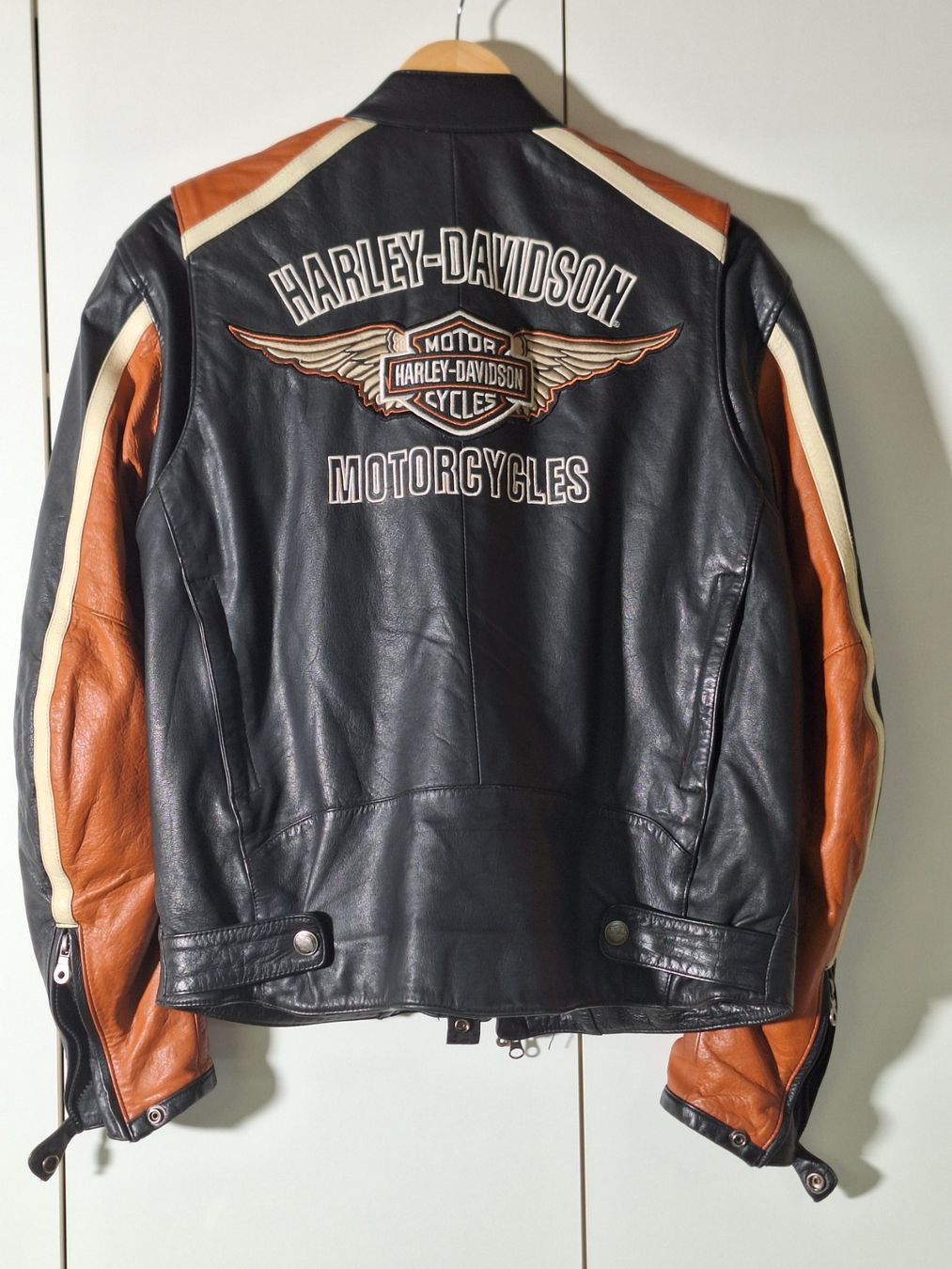 Harley-Davidson Giacche: Harley Davidson Lederjacke mit Innenfutter – Usato da Küsnacht venduto da Actares