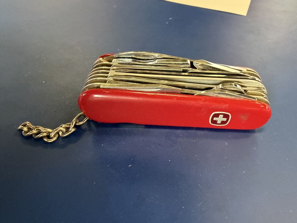 Wenger Coltelli tascabile: Wenger Taschenmesser rot gebraucht – Usato da Strengelbach venduto da RaenAntikDesign 6
