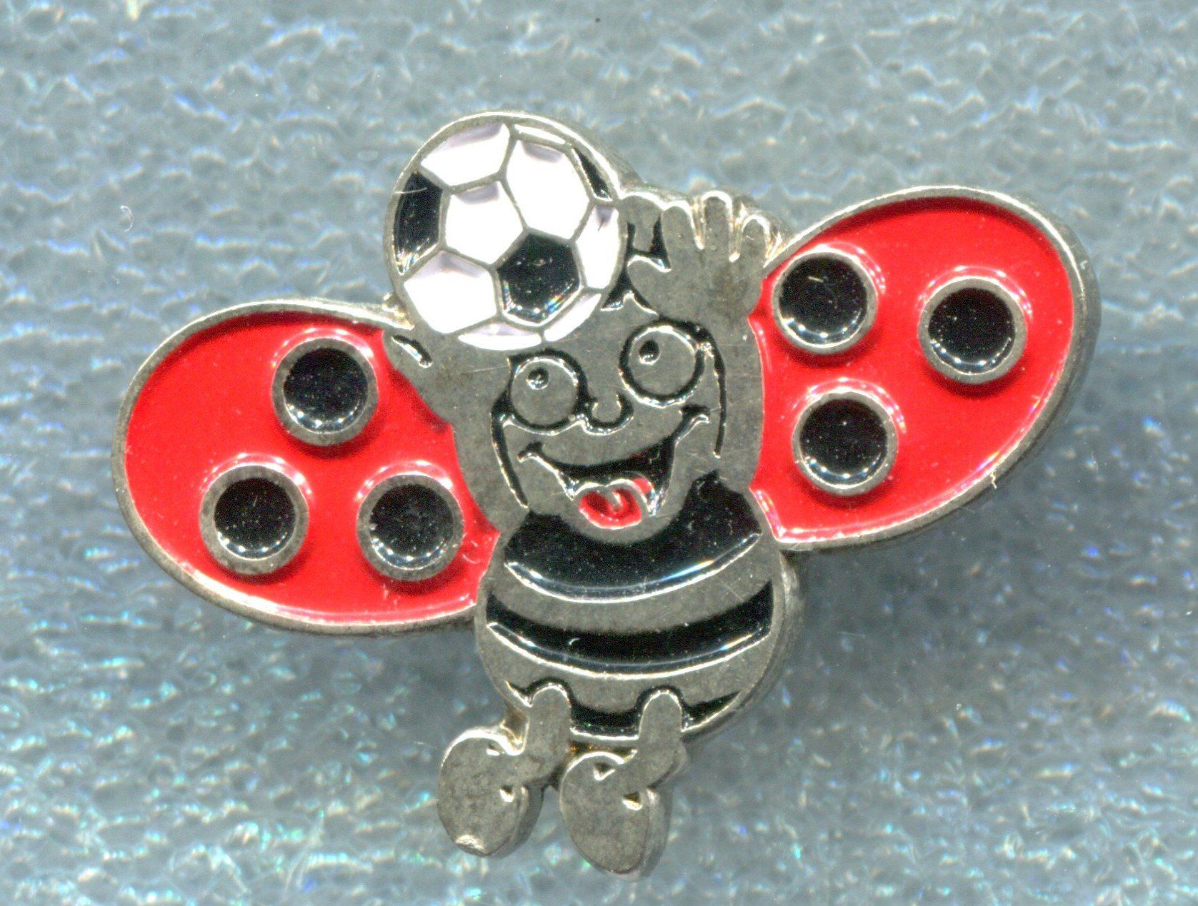 Plaquettes & Badges: BLICK Käfer  Fussballer – D'occasion à Winterthur par Sammleroase