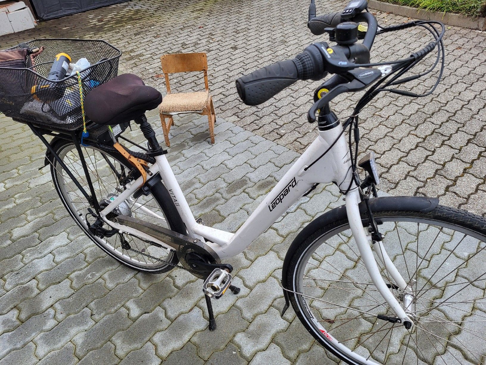 Leopard Velos: E -Bike 400km wie neu. – Gebraucht aus Kräiligen von kru_z2qg 2