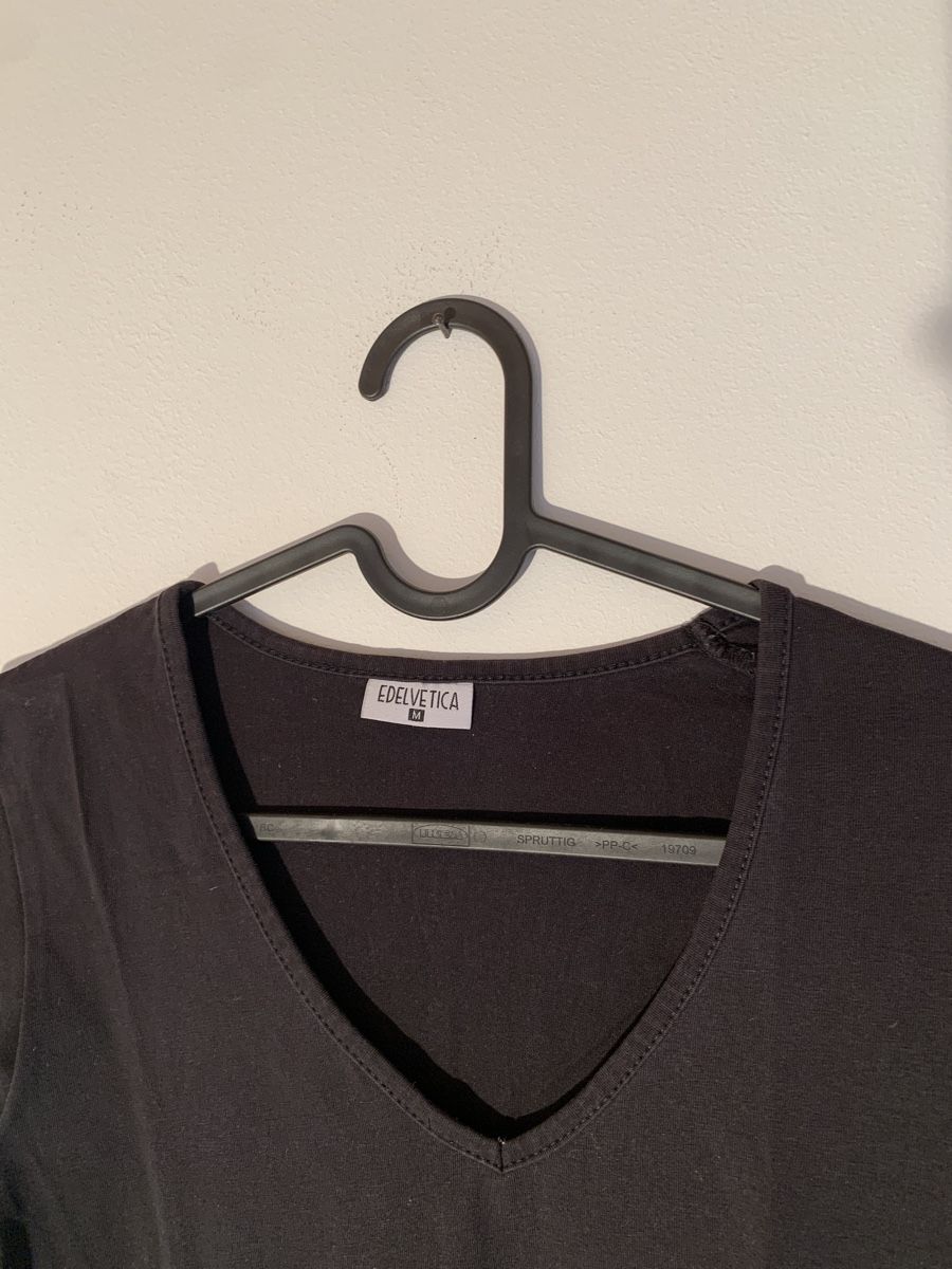 Edelvetica T-Shirts: Edelvetica Shirt – Gebraucht aus Bubendorf von lebkuchen03 1