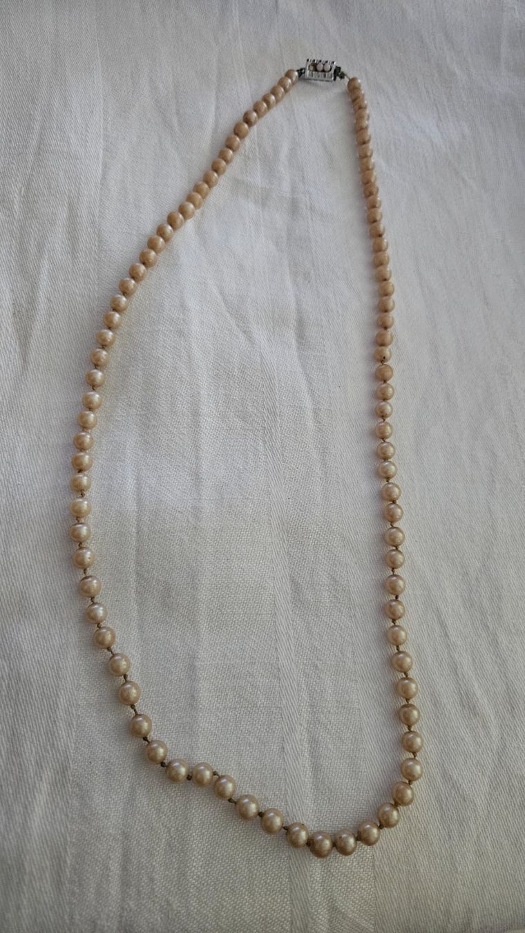 Ketten: Collana di perle – Gebraucht aus Melano von H-Sara