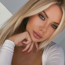 Profile image of Mickey87.
