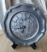 Wanduhr aus Zinn Deutschland Quarz 22cm, laufen