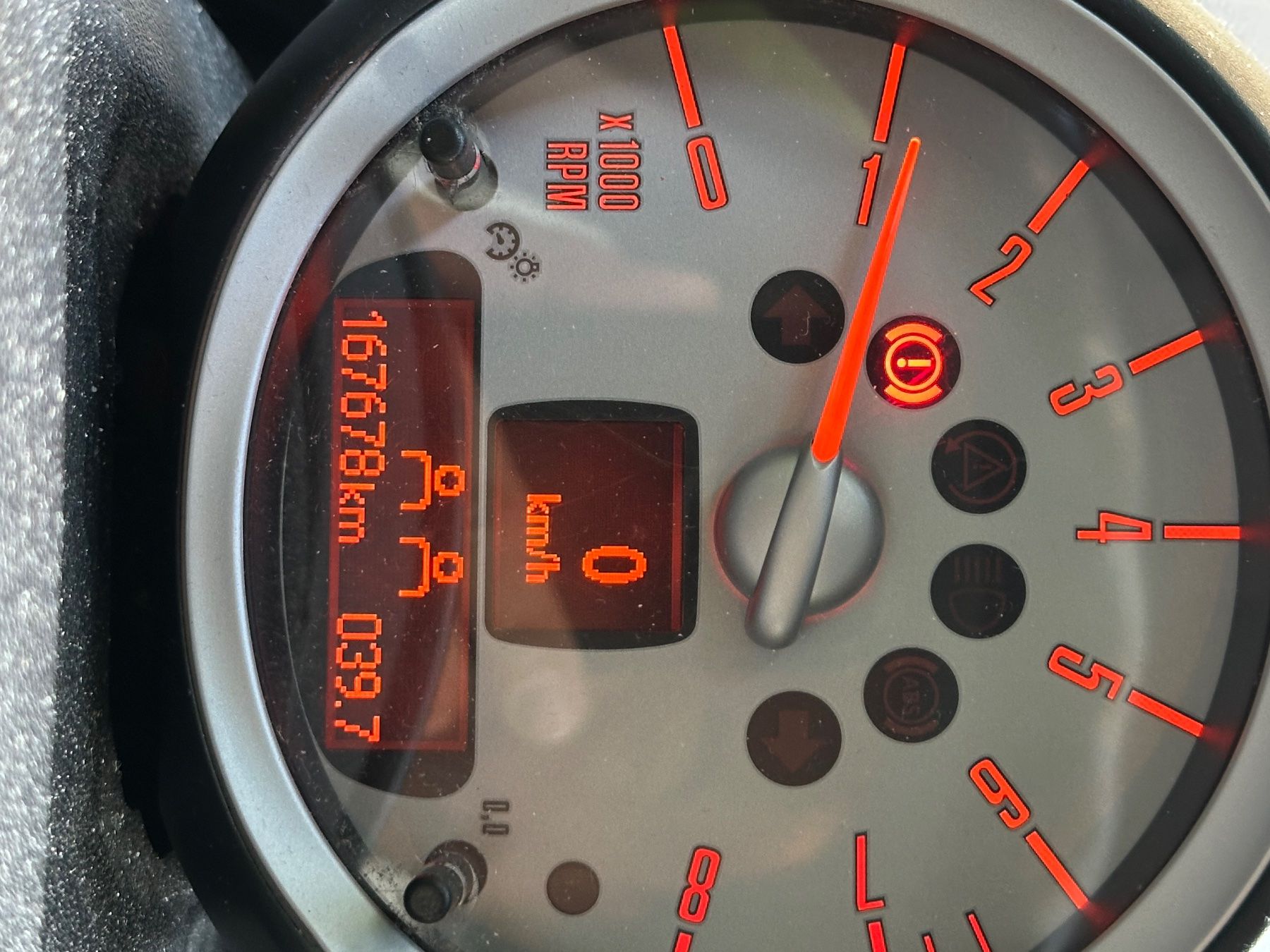 Mini Automobili: Mini One / 8 Fach Bereift – Usato da Degersheim venduto da vit_ct2n 2