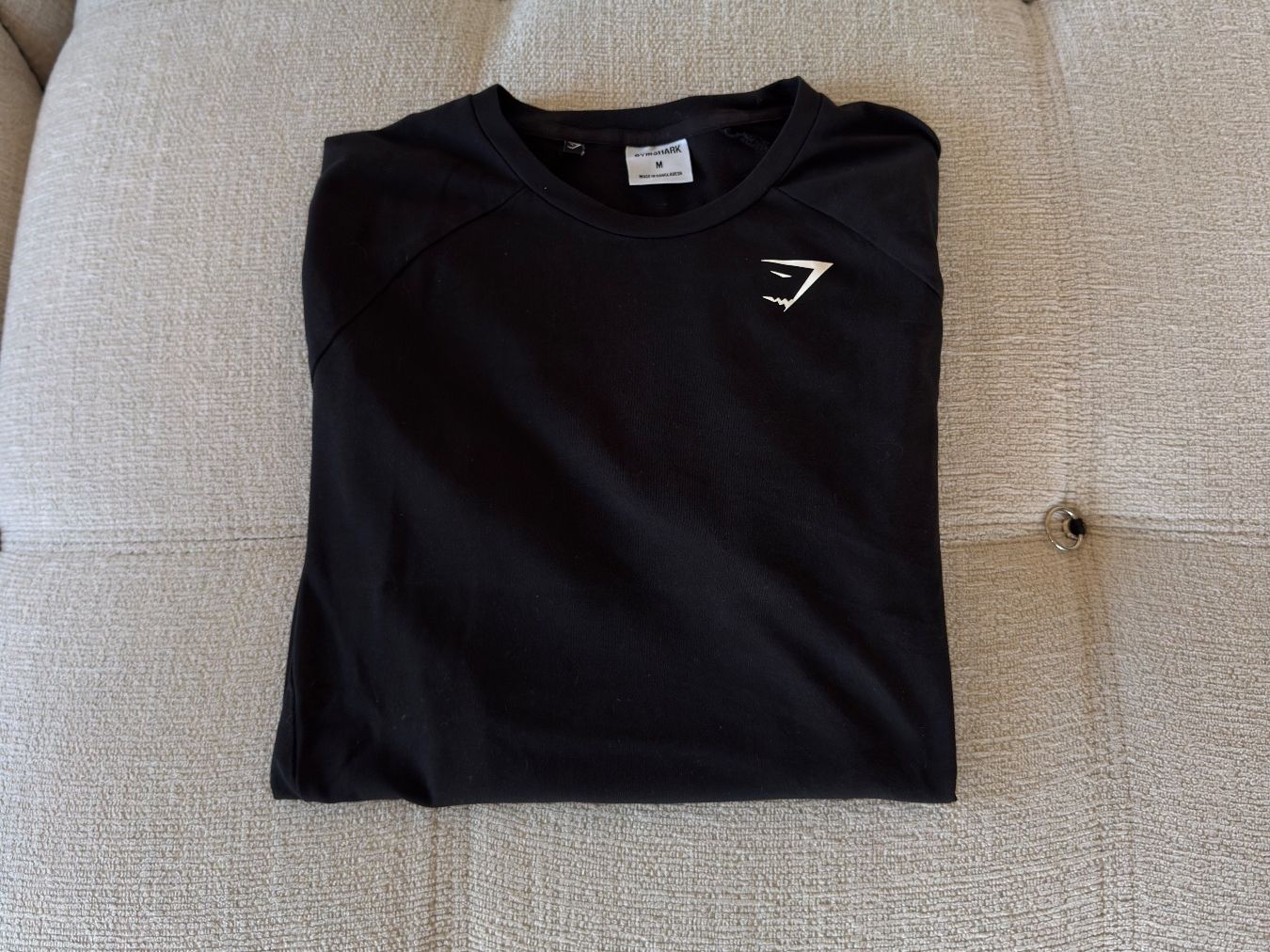 Gymshark T-shirt: Gymshark | T-Shirt – Nuovo (secondo la descrizione) da Horgen venduto da onur_5