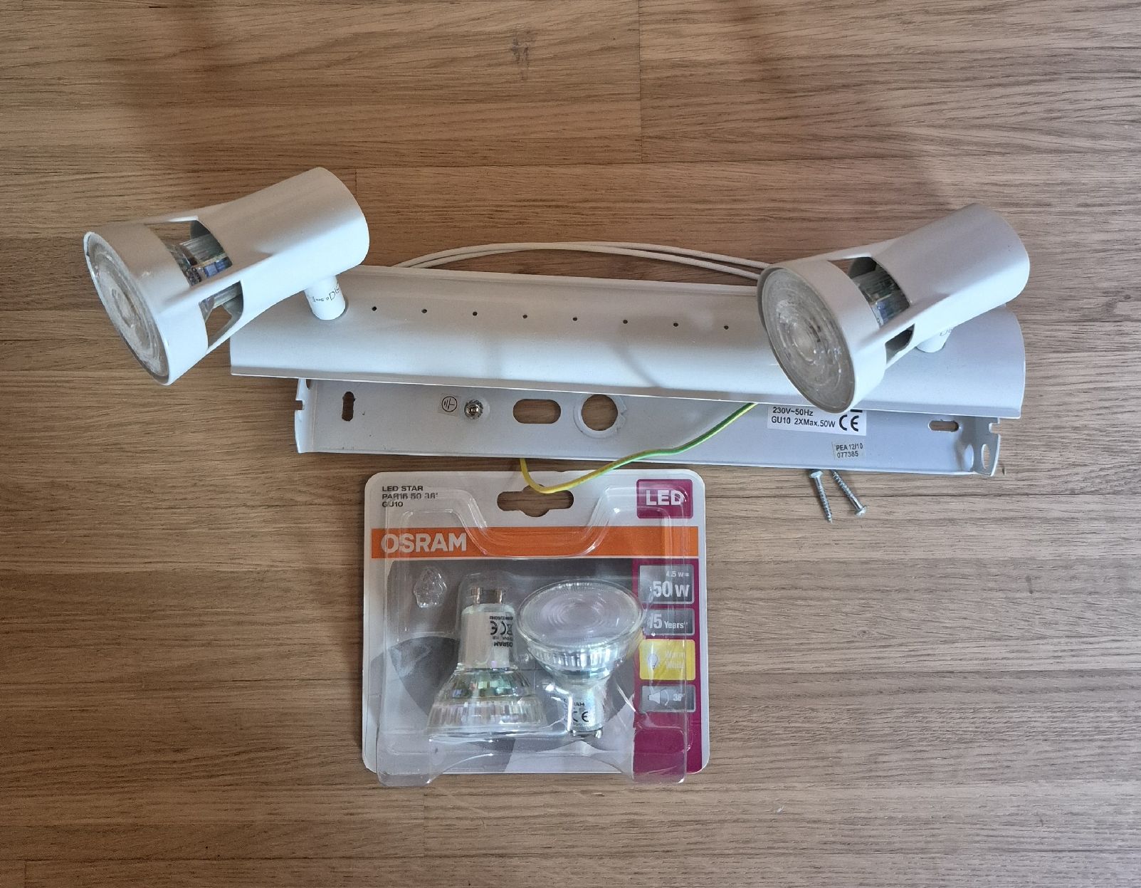 Lampade: Wandleuchte - mit 4x Leuchtmittel – Usato da Volketswil venduto da SwissAir86 1