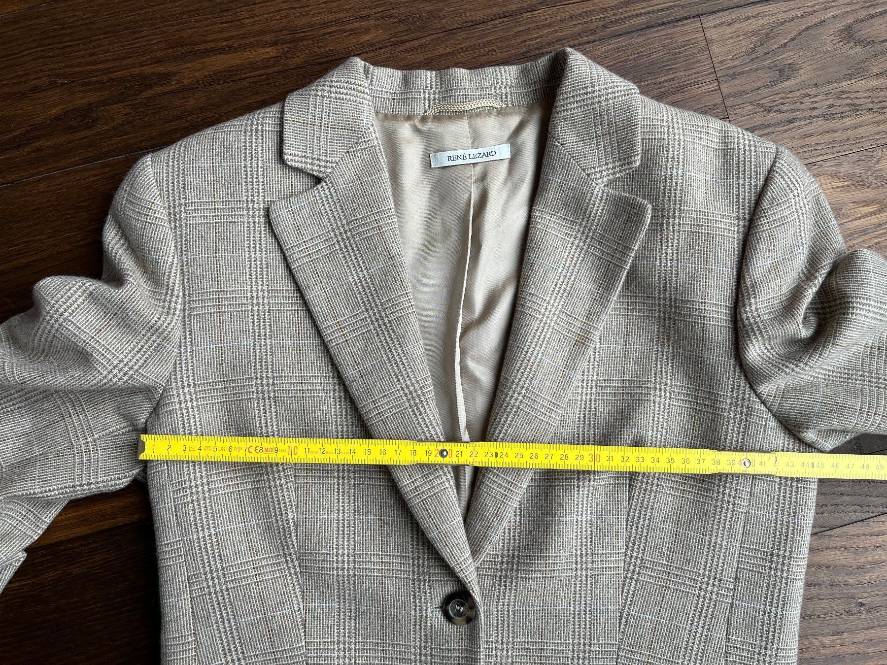 Jacken: Rene Lezard Kaschmir Blazer Gr. 38 – Gebraucht aus Affoltern am Albis von Blackrhythm 7