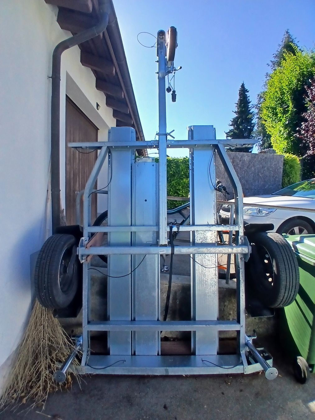 Neptun Remorques: Anhänger für 2 Motorräder – D'occasion à Gwatt (Thun) par Saur2 1