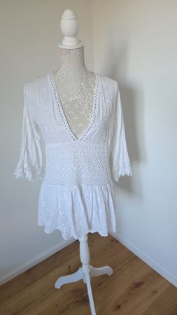 Tunika weiss mit Spitzen, Grösse M/S
