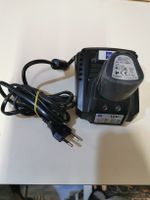 Ladestation  + Batterie in gutem zustand