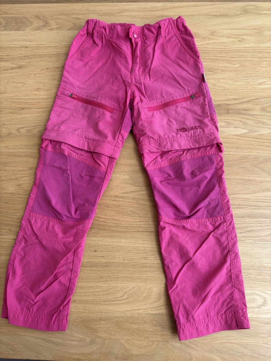 Kleiderpakete & -sets: Trollkids Wanderhose 128 – Gebraucht aus Zürich von S_eva