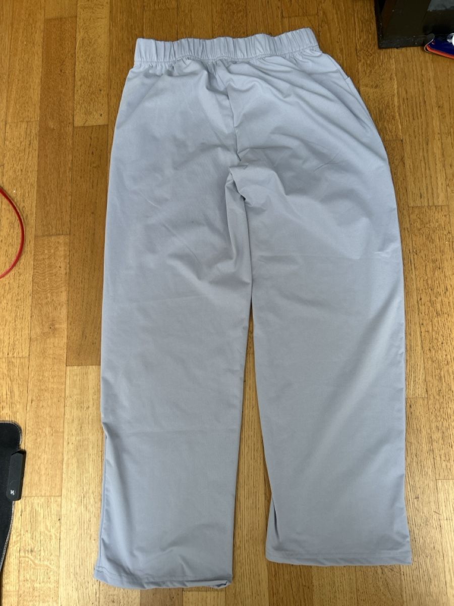 Pantaloni: Hose weiss und grau Grösse L neu – Nuovo (secondo la descrizione) da Wädenswil venduto da Giez33 1