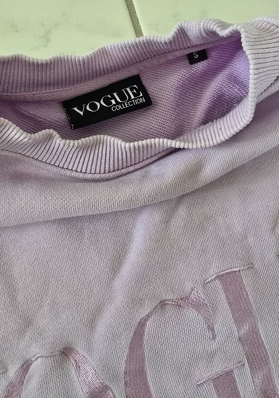 Maglioni & Felpe: Pullover VOGUE Collection - flieder, Grösse S – Usato da Meilen venduto da melanieolivia 1