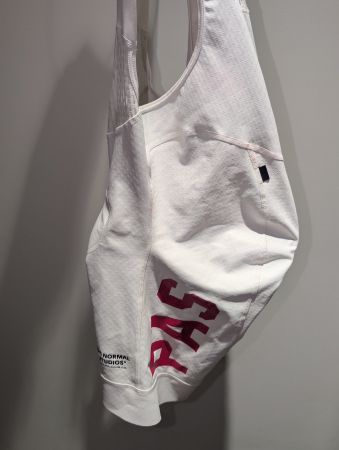Bibs Pas Normal Studios