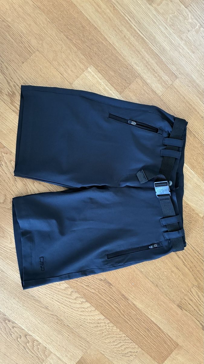 CMP Pantaloni: shorts kindershorts 152 – Usato da Winterthur venduto da 34Sonne07