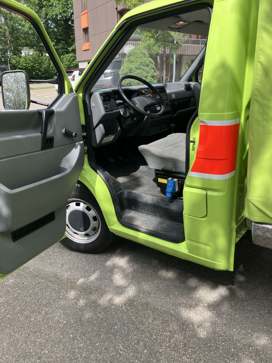 VW Veicoli commerciali: VW T4 Syncro 4x4 Feuerwehr – Usato da Bäretswil venduto da timopalmer 3