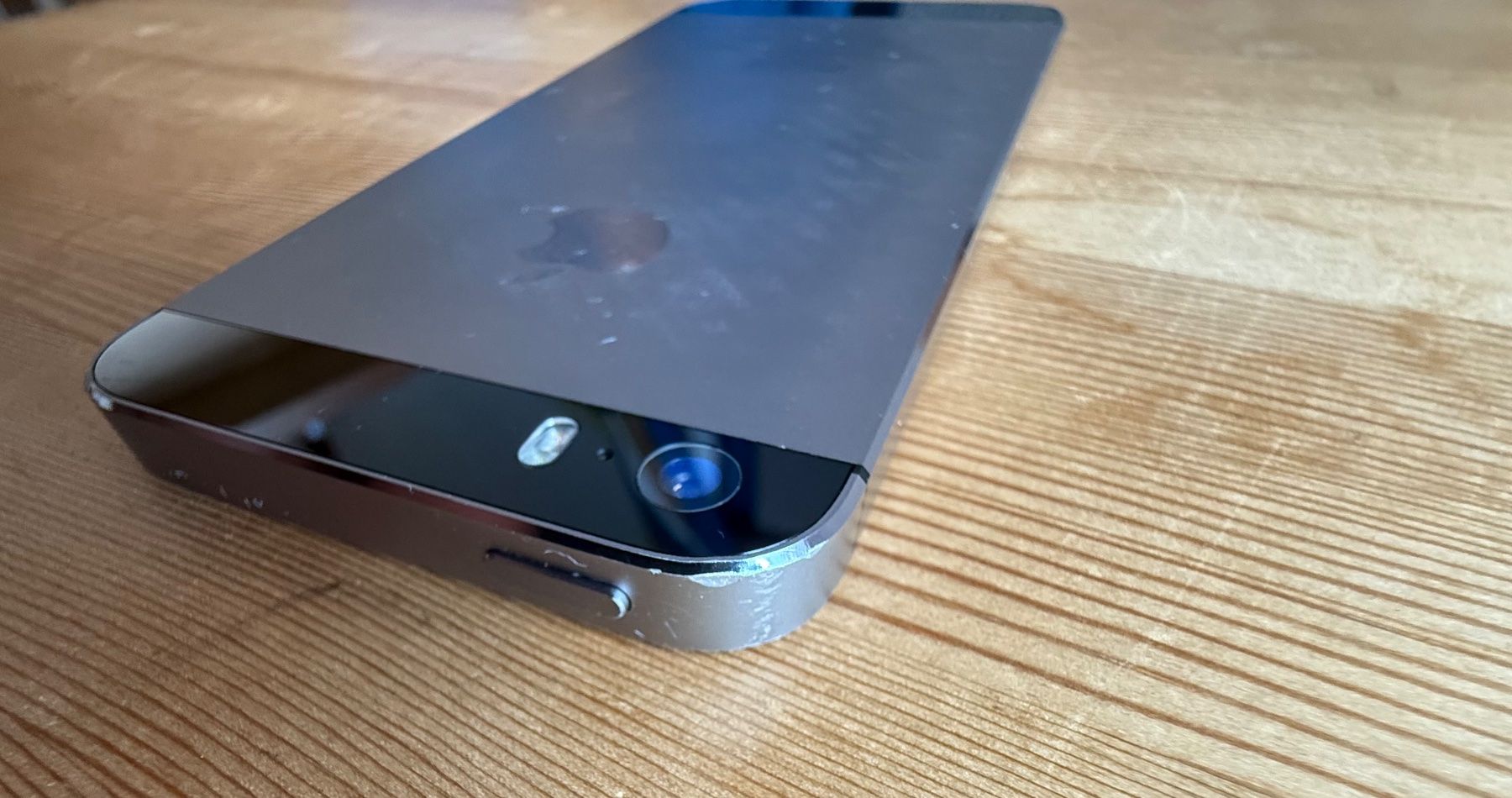 Apple Portables: iPhone 5s 16GB Spacegrau – D'occasion à Lützelflüh-Goldb par Guemseli 5