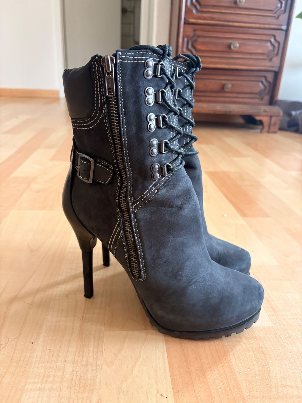 Scarpe da donna: United Nude Designer Schuhe – Usato da Huttwil venduto da fer_zgx2
