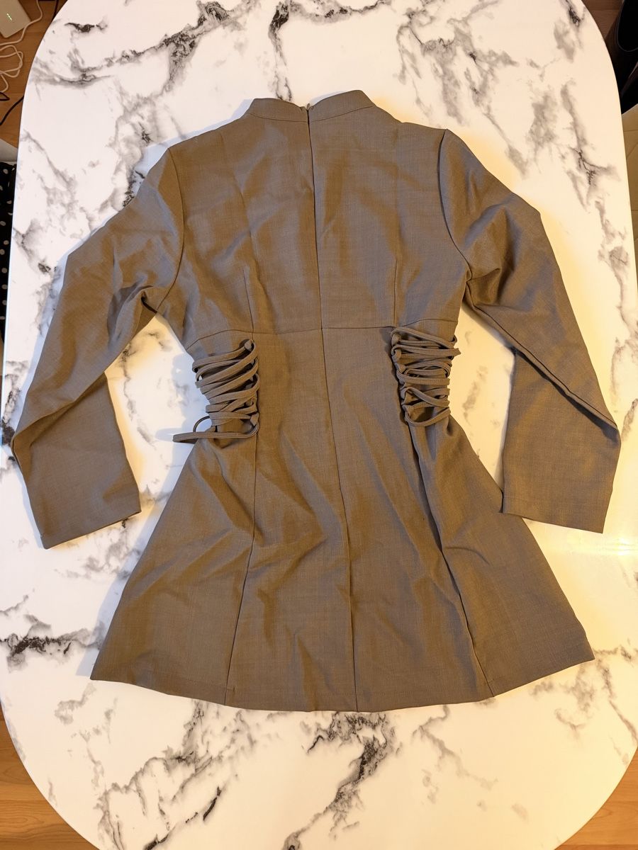Shein Robes: Kleid – Neuf avec emballage d'origine à St. Gallen par lio_75kd 1