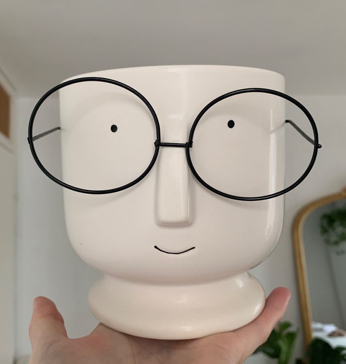 Blumentopf Gesicht Mit Brille