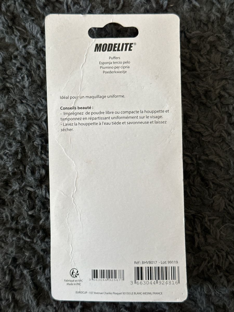 Make-up: Houppette à maquillage  – Nuovo e nell'imballaggio originale da Villaz-St-Pierre venduto da pam_ym2h 1