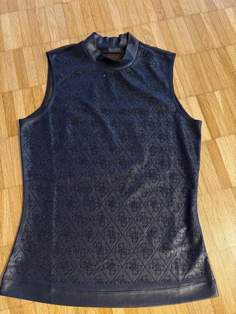 Guess Top