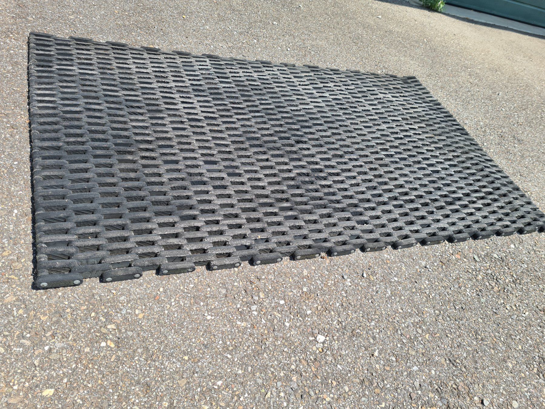 Tapis de sol: Gummirost Gummimatte Schutzmatte sehr robust – D'occasion à Wynigen par Laro01 1