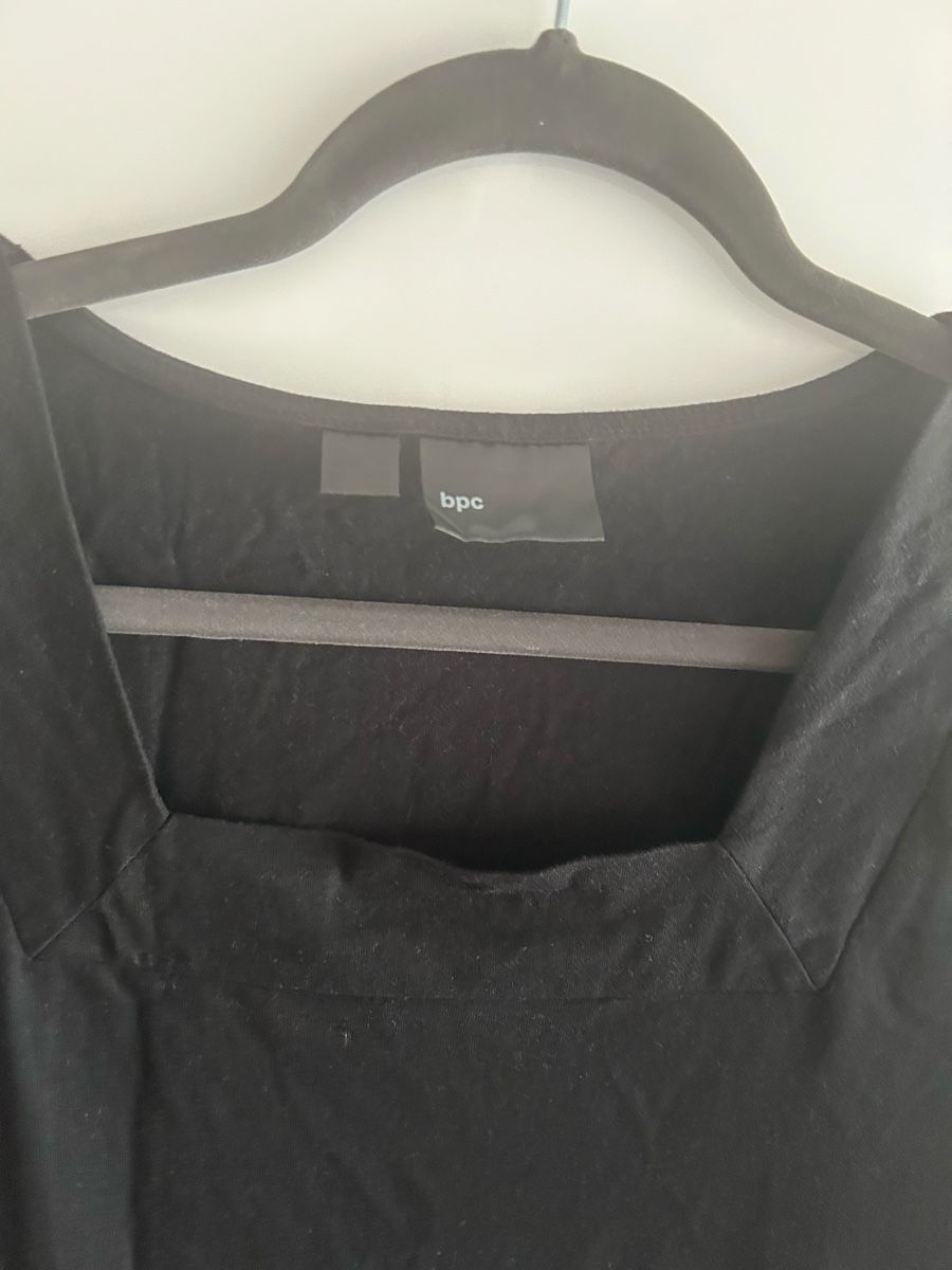 T-Shirts: Schwarzes  3/4 Arm Tschirt Grösse 48/50 – Gebraucht aus Oftringen von Jola16 1