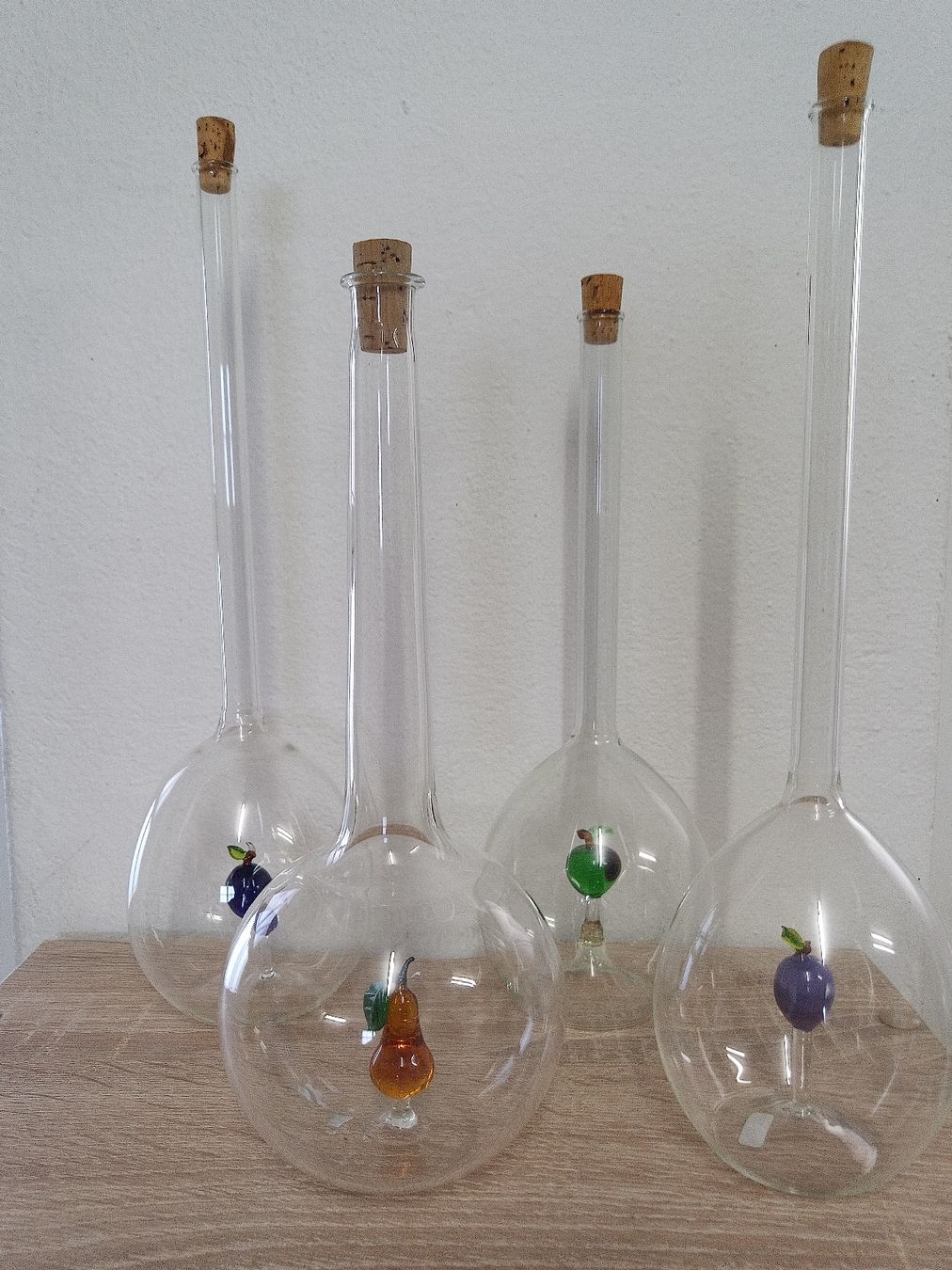 Altro: 4 Glasflaschen mit Früchte - Deko Flaschen - Schnapsflasche  – Usato da Reiden venduto da Zofi-Brocki