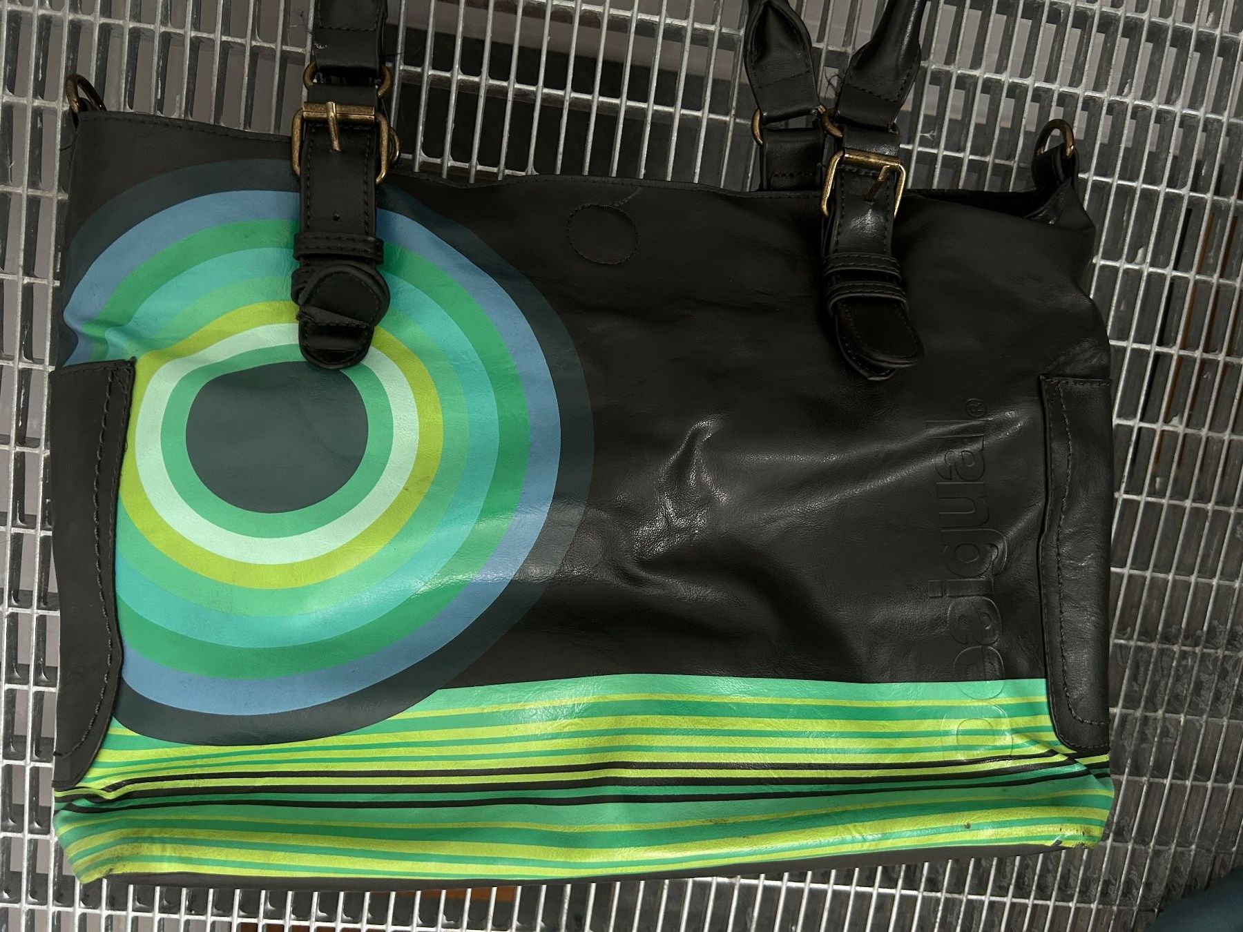 Desigual Sacs femmes: Desigual Tasche – D'occasion à Worb par -rene-