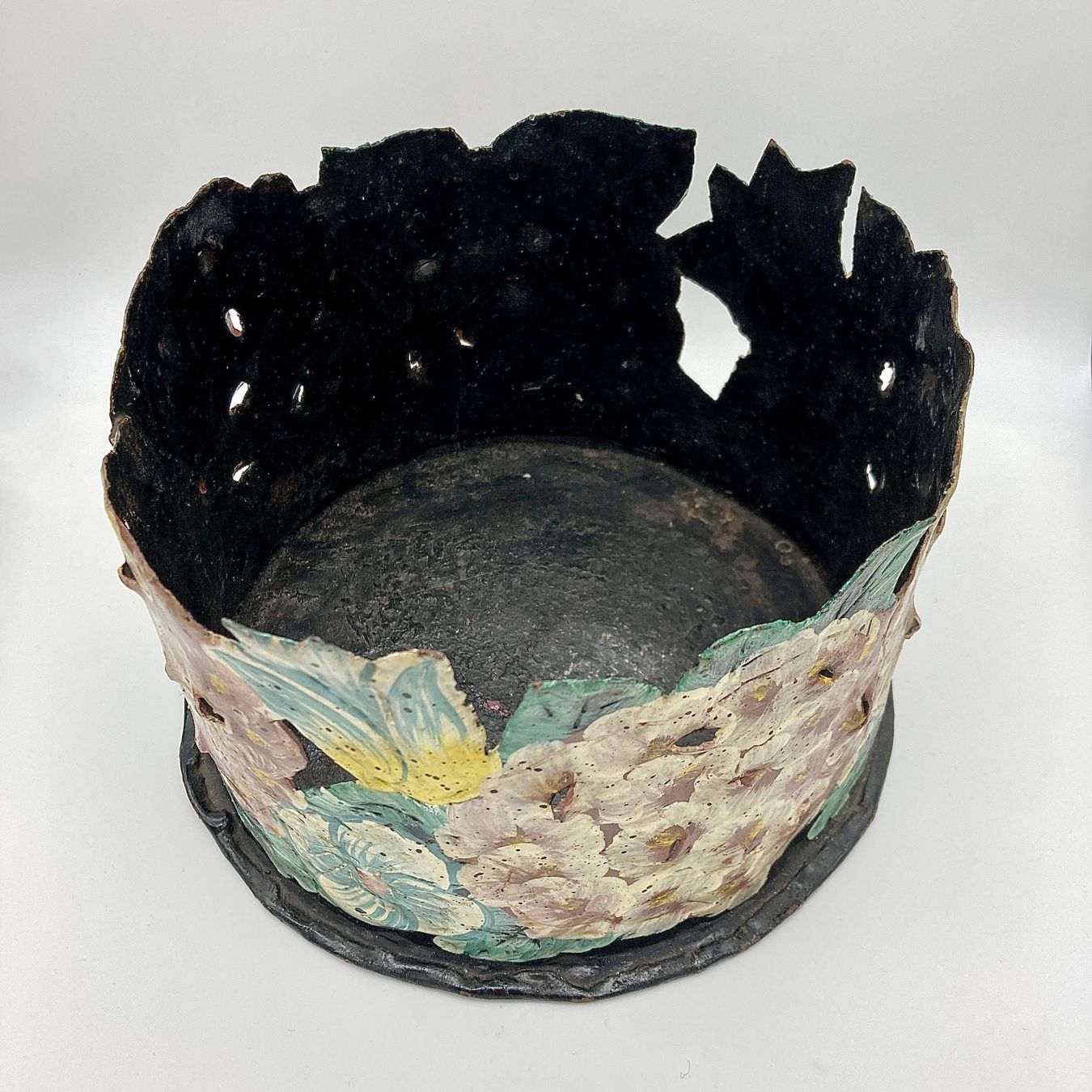 Vasi per fiori: Vintage handgemalt Metall Pflanzer Blumentopf – Usato da Wädenswil venduto da krisztiname 3