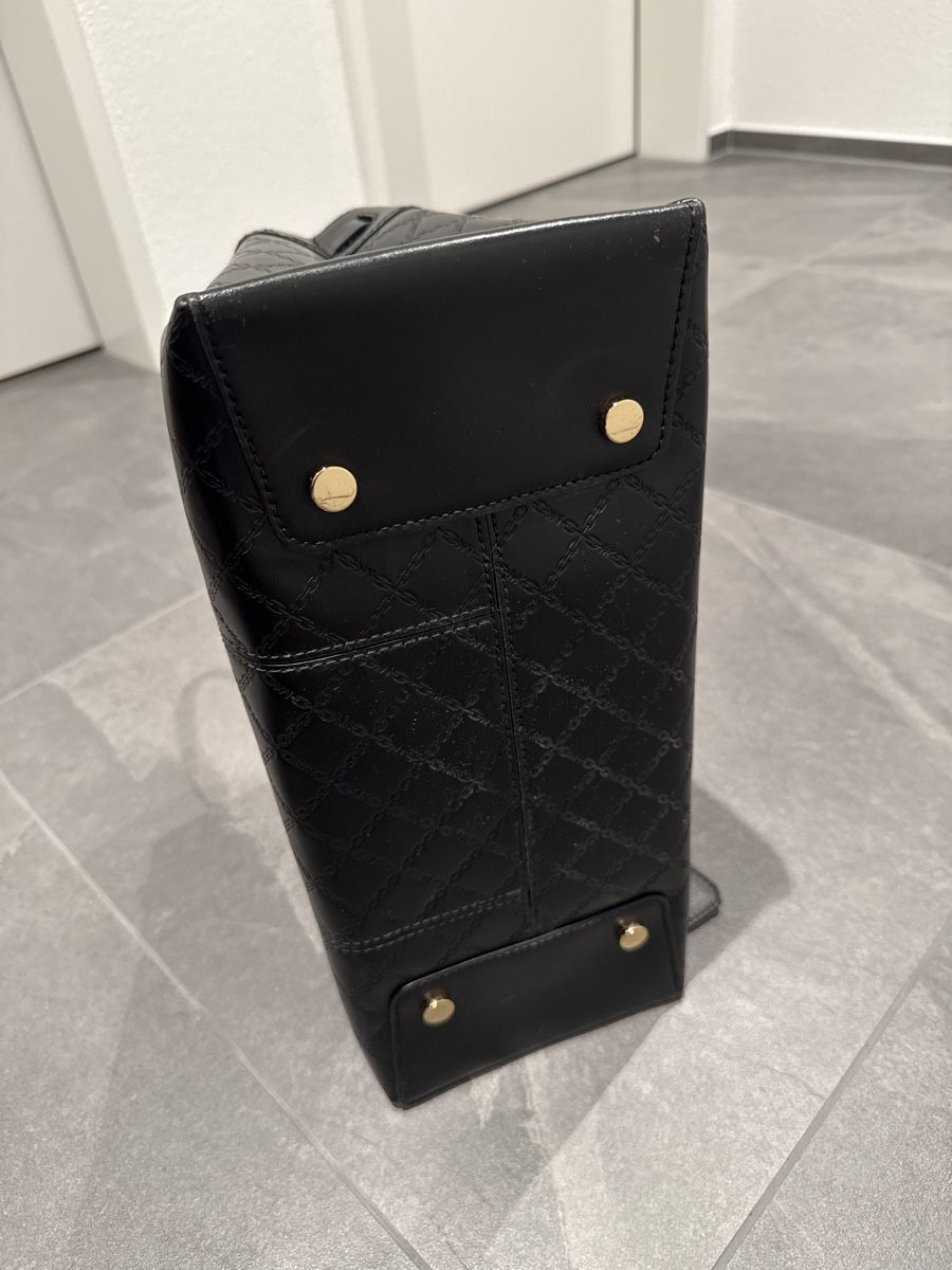 Michael Kors Taschen für Damen: Edle Handtasche von Michael Kors schwarz – Neu (gemäss Beschreibung) aus Emmenbrücke von Florentina27 7