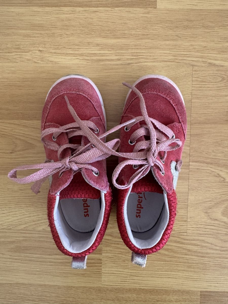 Superfit Schuhe für Jungen: Kinderschuhe Superfit, Grösse 24 – Gebraucht aus Zuchwil von AleskaS 1