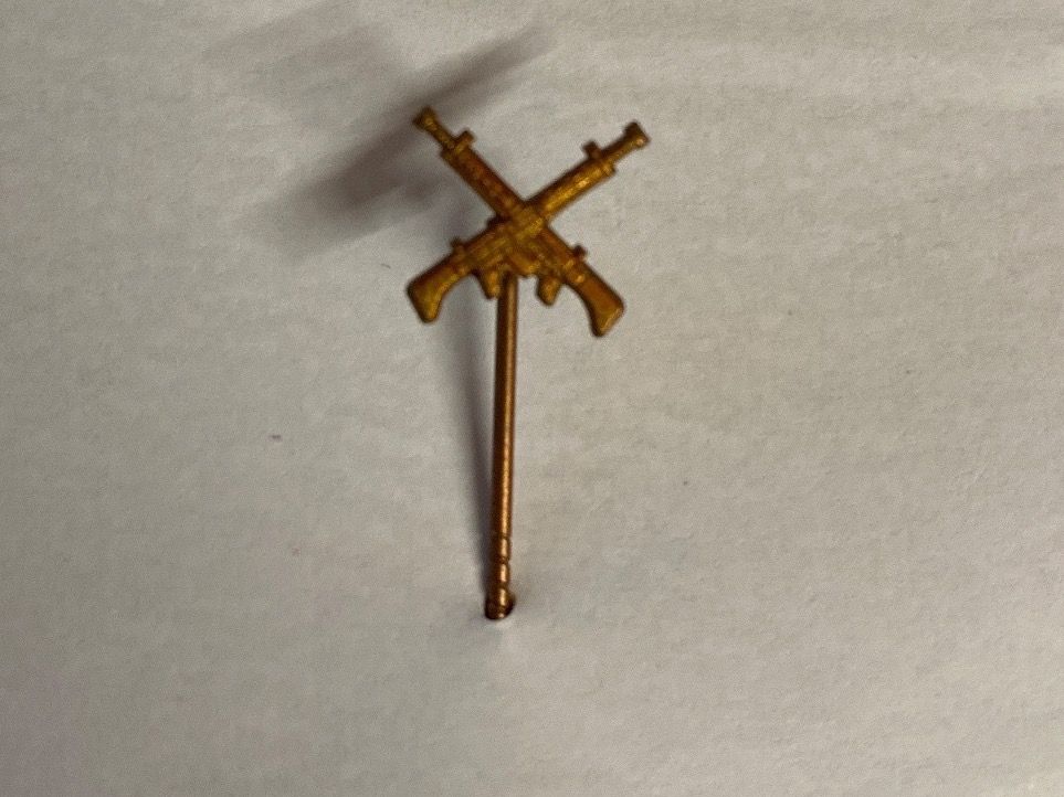 Placchette & Badge: EPINGLETTE - FUSILS – Usato da Le Brassus venduto da cinema13