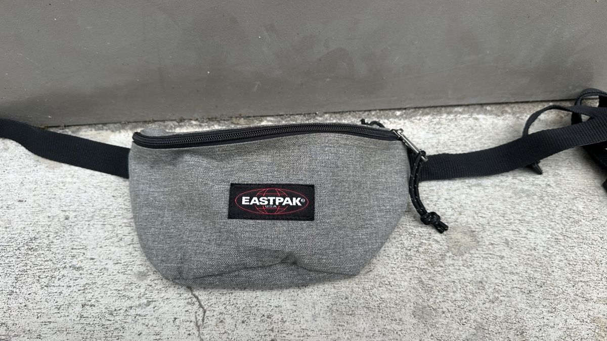 Eastpak Sacs: Eastpak Bauchtasche – D'occasion à Veltheim AG par KimiSinger