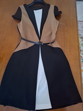 Zara Elegantes Business Kleid Gr. S beige/schwarz/weiss