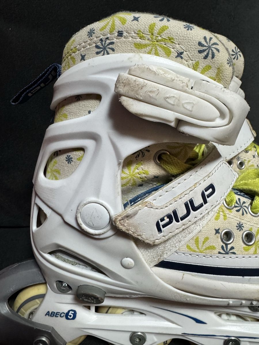 Inline-Skating & Rollschuhe: Pattini a rotelle 30/33 – Gebraucht aus Camignolo von maly86 1