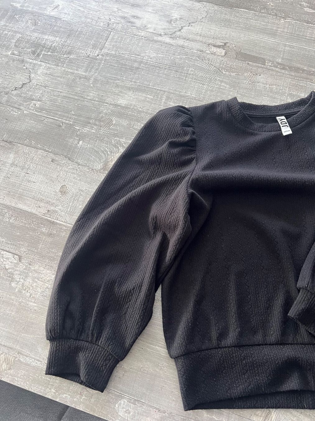 Pulls & Sweat-shirts: Pullover Grösse M – D'occasion à Niederhelfenschwil par tab_xlc7 1