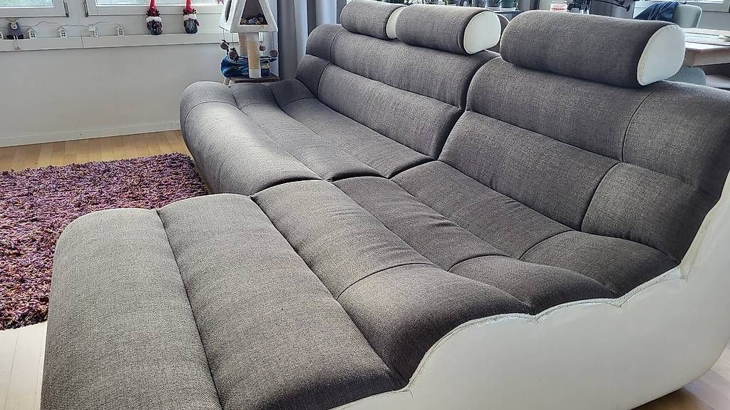 Sofas: Lounge-Sofa, Kunstleder-Stoff – Gebraucht aus Basel von Di_Key