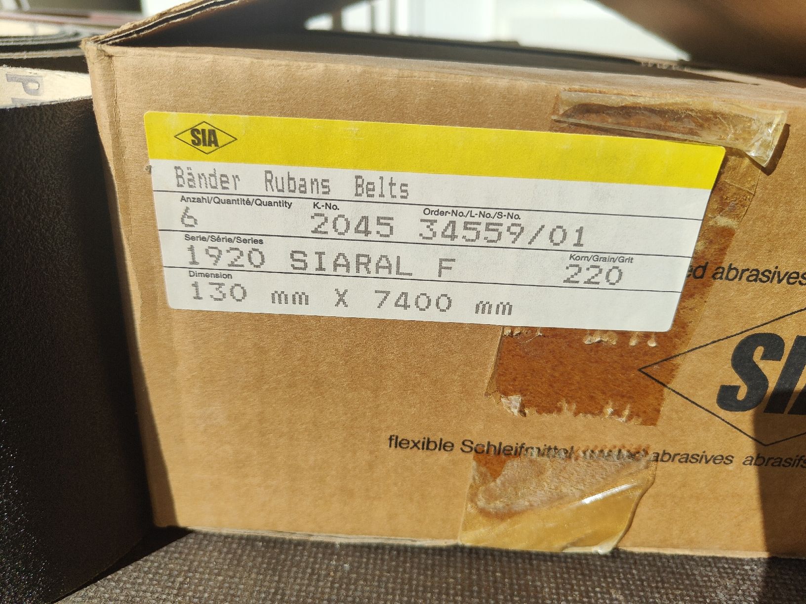 Smerigliatrici & Lucidatrici: Schleifpapier Langbänder 7400 x 130mm – Usato da Schüpfen venduto da Chriguro 1