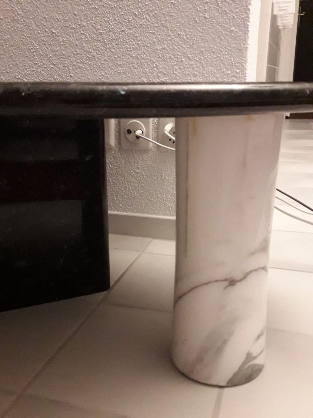 Tavoli: Salon Tisch Marmor – Usato da kölliken venduto da TerryCash 1