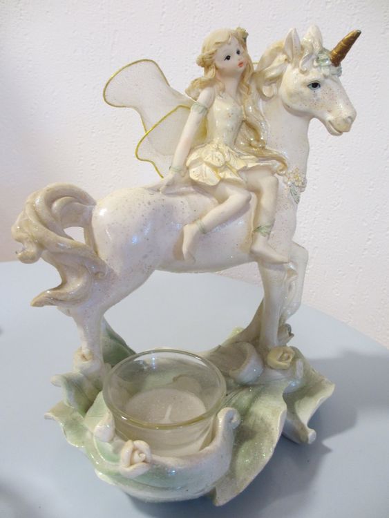  Einhorn mit Fee (Neu (gemäss Beschreibung)) in für CHF 4 – mit 