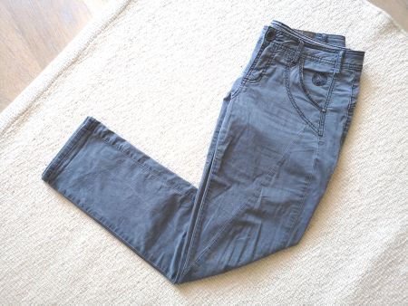 NILE sommerliche Hose Gr. S schönes blau-grau