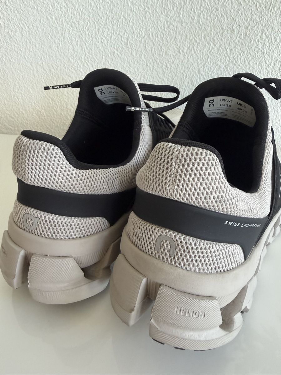On Scarpe da donna: On Cloudswift 3 – Nuovo (secondo la descrizione) da Adlikon b.Regensdf venduto da Nicoleludha 1