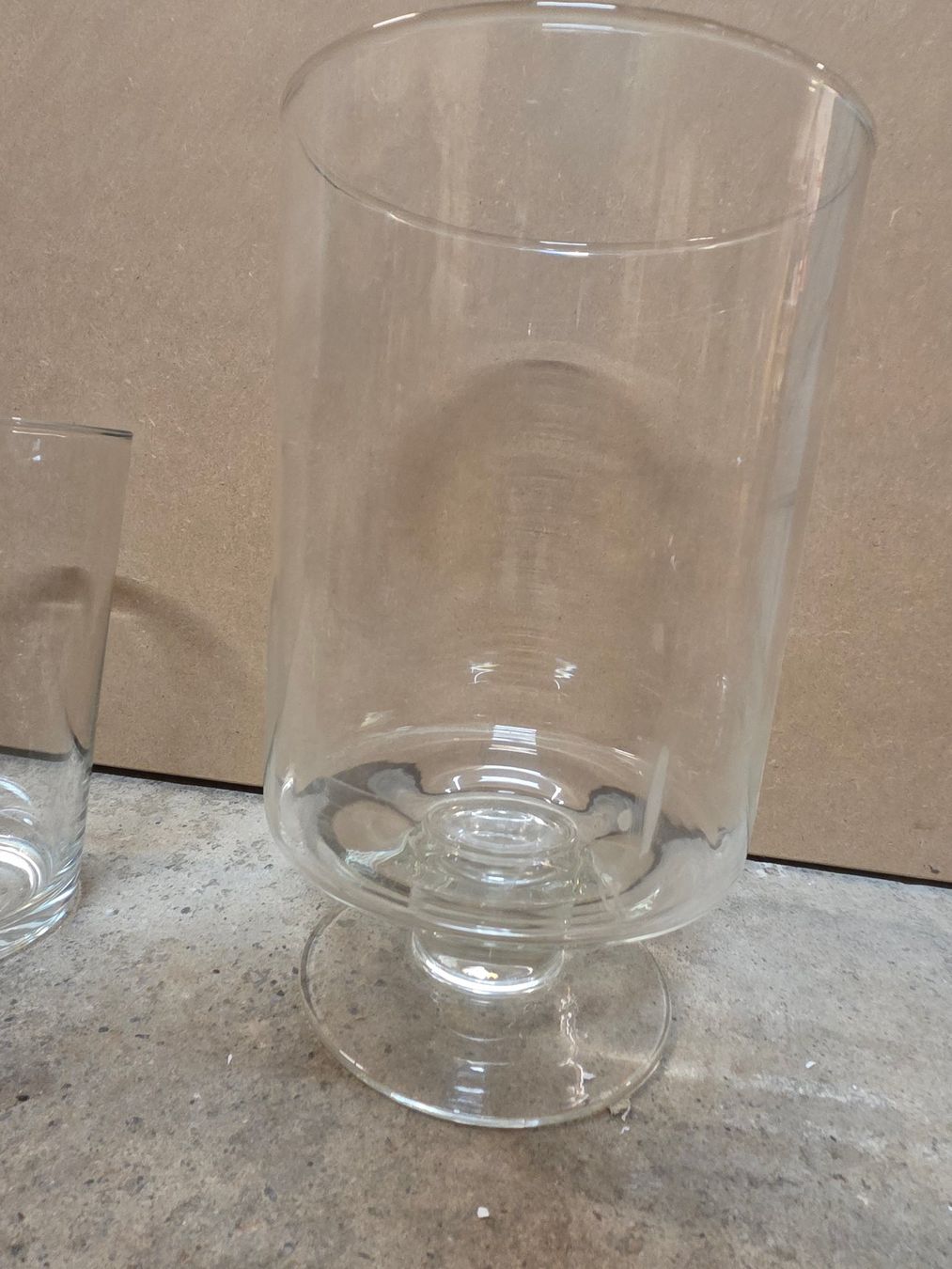 Vase & Récipients: 3 diverse Glasvasen oder Dekogläser – D'occasion à St. Gallen par Razoon77 1